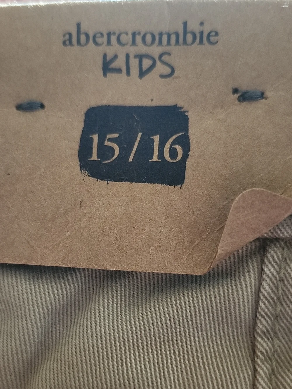 Abercrombie Kids NWT Twill Longboard Shorts, Khaki Tan, Boys 15/16